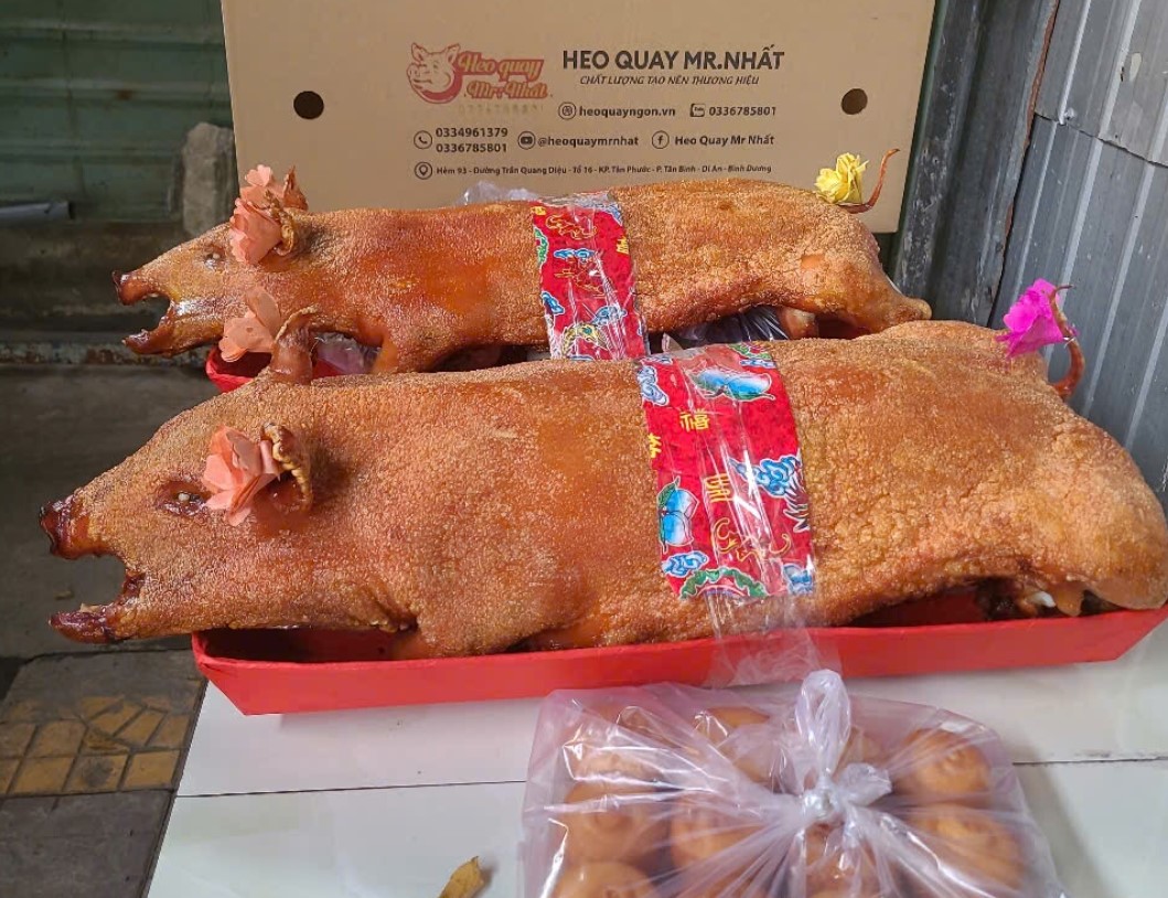Heo quay Biên Hòa ngon, da giòn vàng rụm